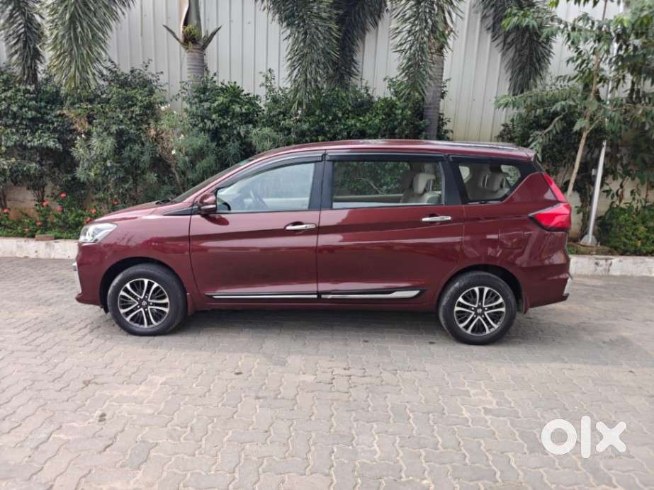 Maruti Suzuki Ertiga 1.5 Zxi Plus Shvs, 2022, Petrol