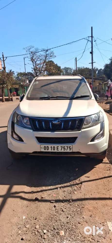 Mahindra Xuv  Model W10