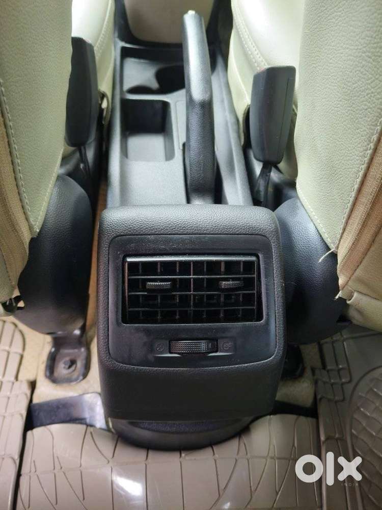Hyundai Grand I10 Asta Option, 2015