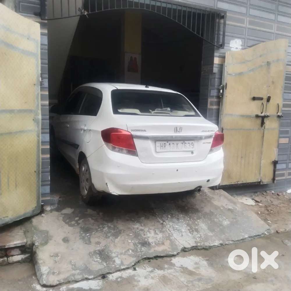 Honda Amaze 2015 Km Driven 110000