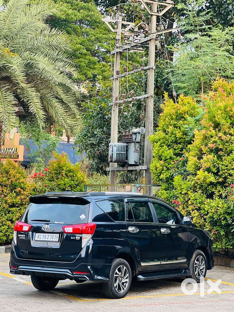 Toyota Innova Crysta [2020-ongoing] 2.4 Gx At 7 Str, 2021, Diesel