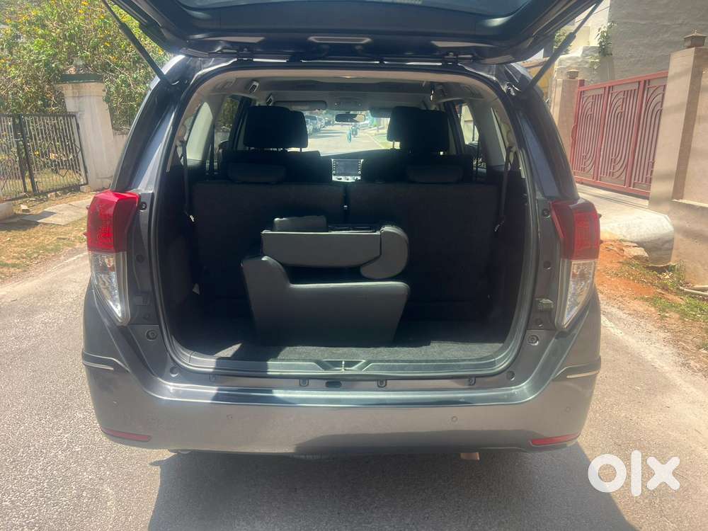 Toyota Innova Crysta 2.4 G Mt, 2022, Diesel