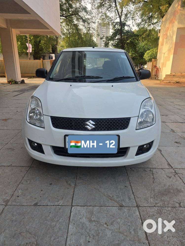 Maruti Suzuki Swift Zxi, 2011, Petrol