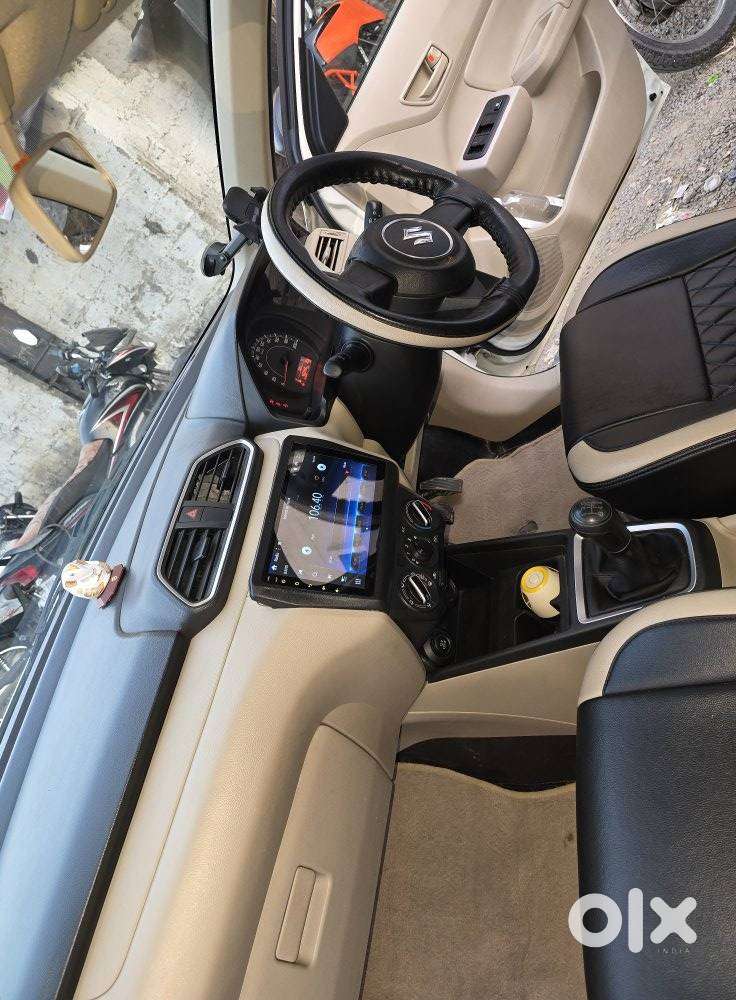 Maruti Suzuki Dzire 1.2 Vxi Cng, 2025, Cng & Hybrids