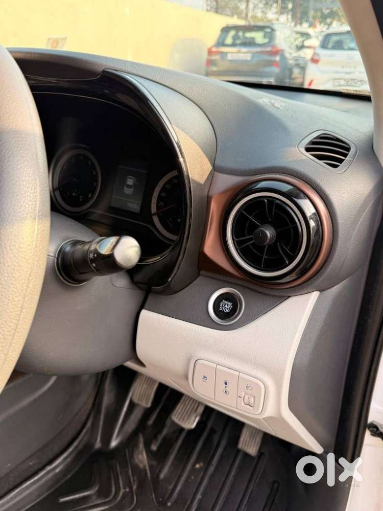 Hyundai Aura 1.2 Sx Cng, 2023, Petrol