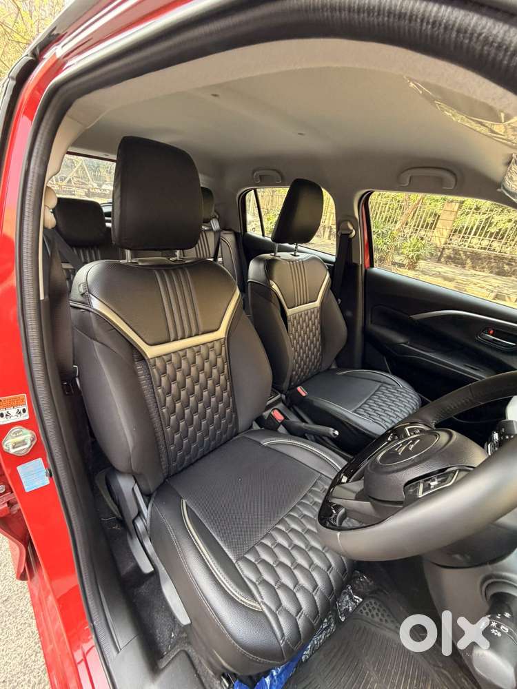 Maruti Suzuki Swift Zxi Plus Amt Dual Tone, 2025, Petrol