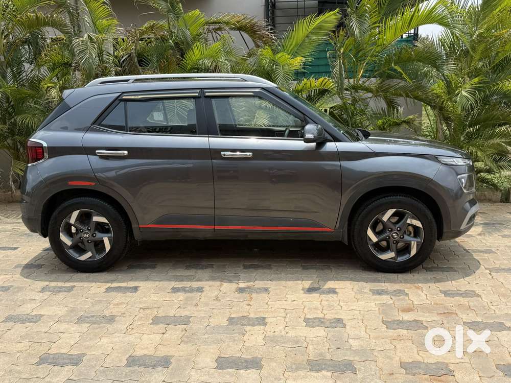 Hyundai Venue Sx Mt, 2021, Diesel