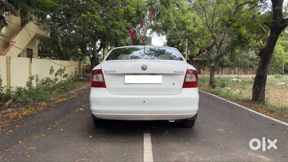 Skoda Rapid 2016 Diesel Automatic - Coimbatore Regn.(rc Owner Sale)