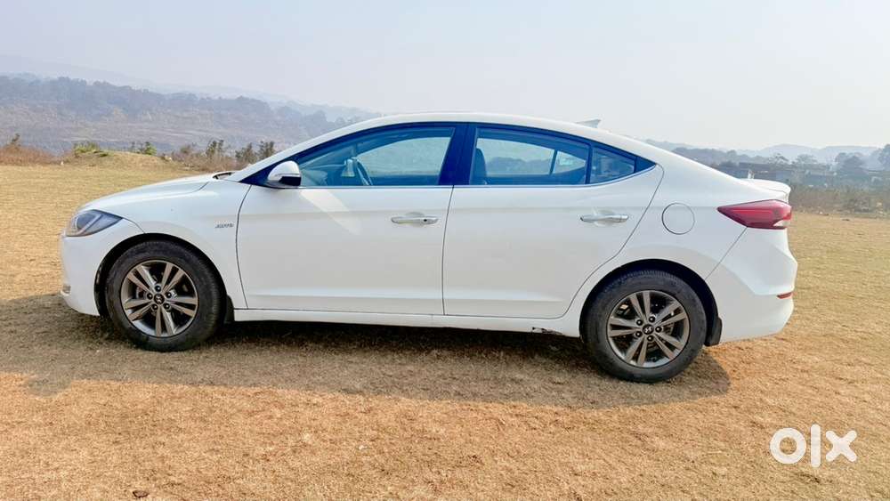 Hyundai Elantra 2016 Diesel 65838 Km Driven