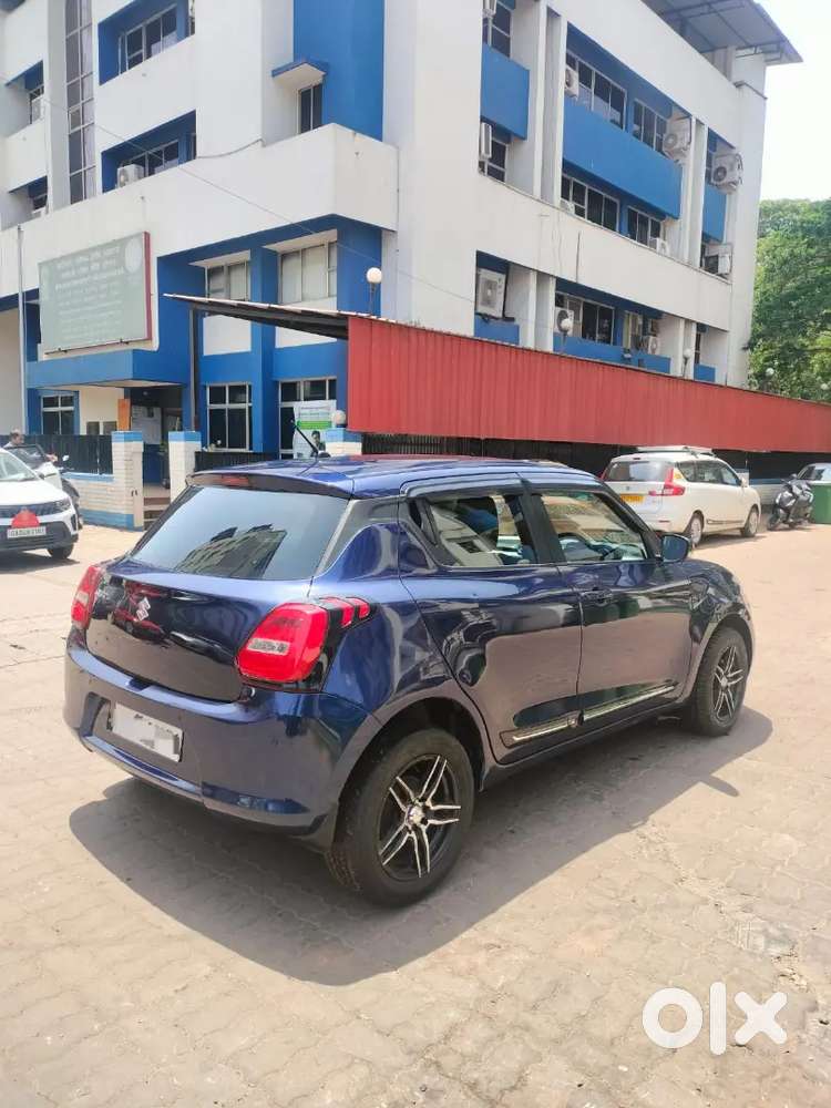 Maruti Suzuki Swift Vxi Automatic 2022