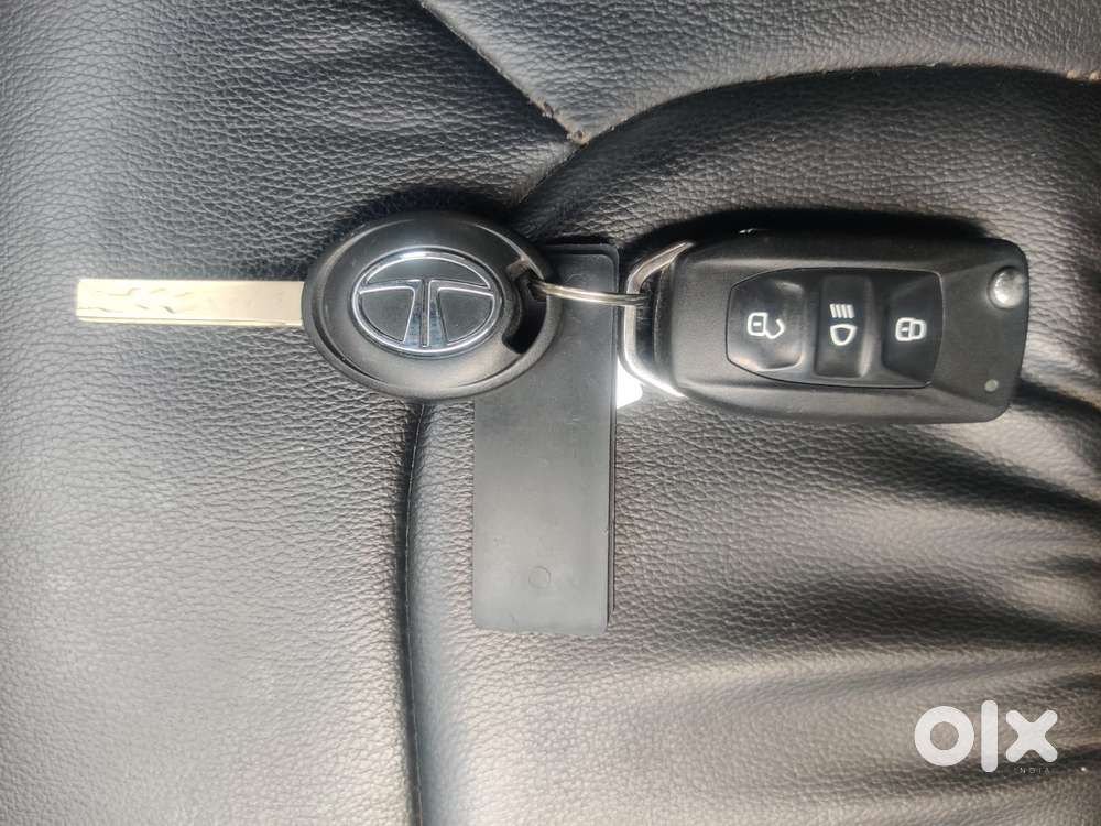 Tata Nexon 1.2 Revotron Xma Amt (s), 2021, Petrol