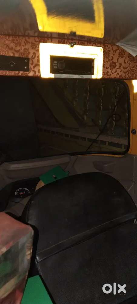 Auto Bajaj
