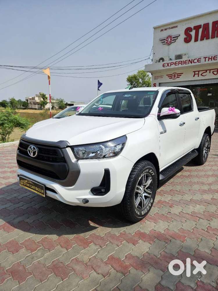 Toyota Hilux 2.8 High 4x4 Mt, 2025, Diesel
