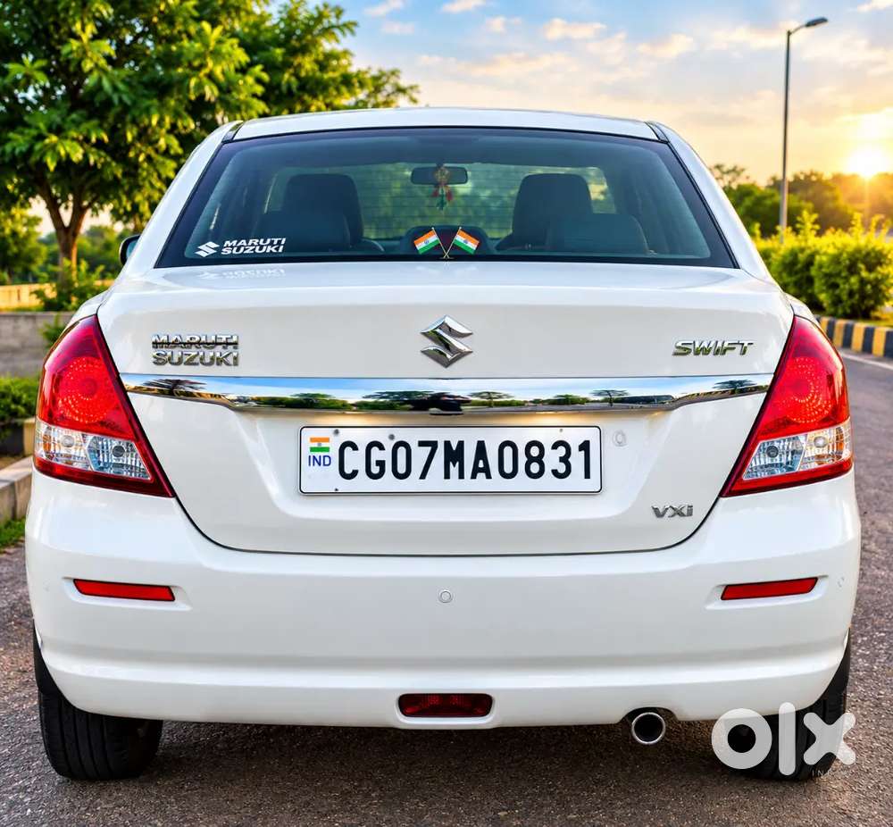Maruti Suzuki Dzire 1.2 Vxi 2010