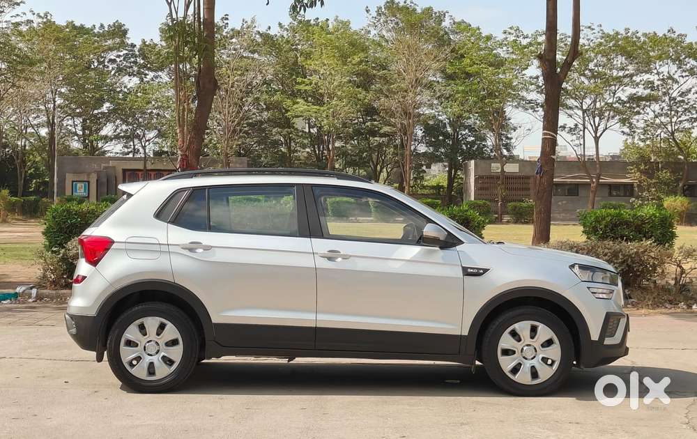 Skoda Kushaq 1.0 Tsi Active, 2022, Petrol