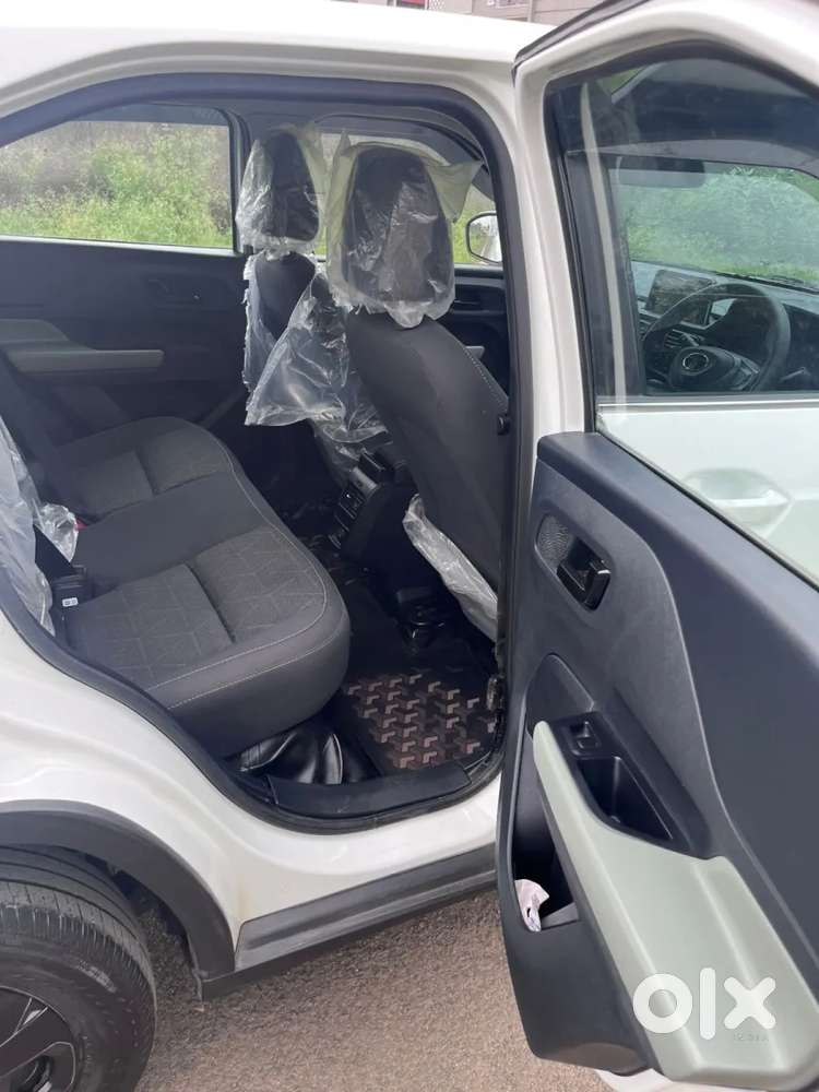 Tata Punch Adventure, 2025, Petrol