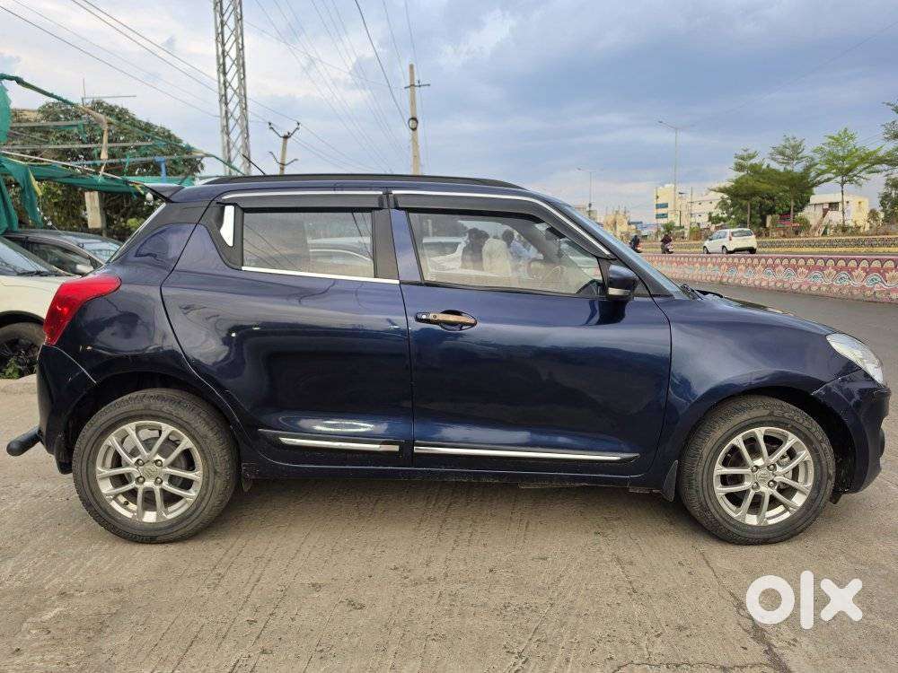 Maruti Suzuki Swift 1.3 Zxi, 2023, Petrol