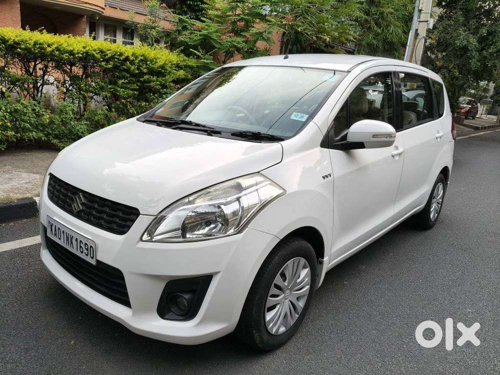 Maruti Suzuki Ertiga Zxi, 2012, Petrol