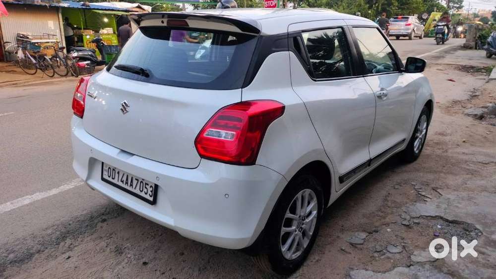 Maruti Suzuki Swift Vvt Zxi, 2022, Petrol