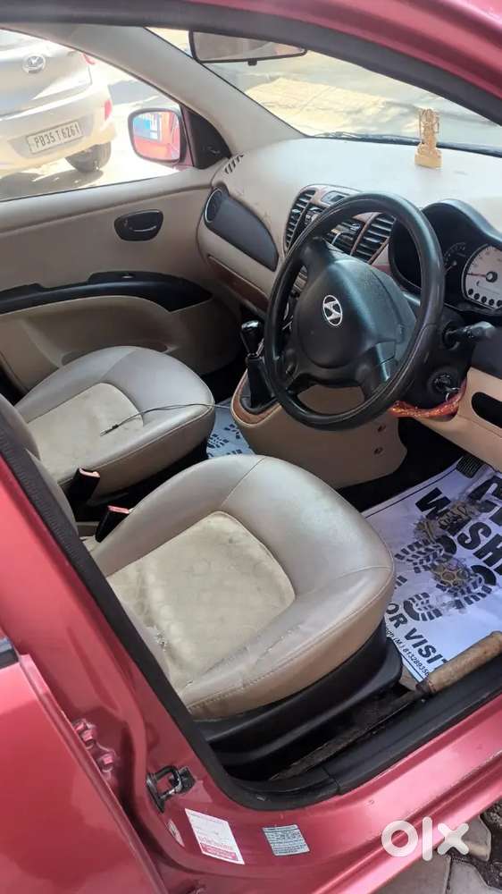 Hyundai I10 Low Km Driven  Fully Maintained Car