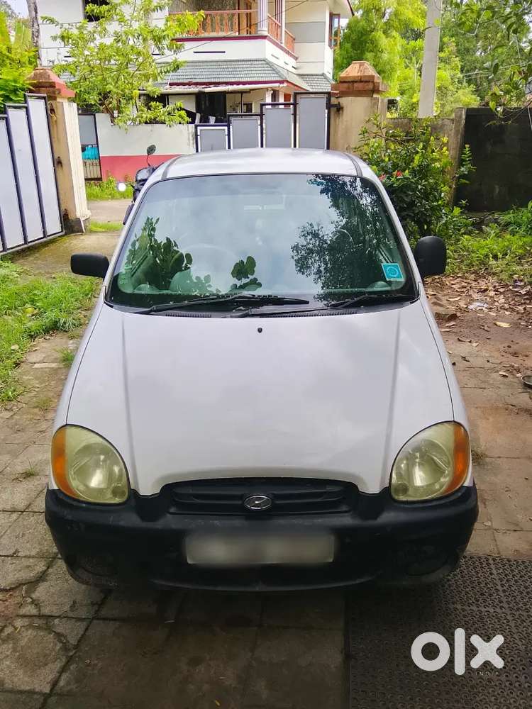 Hyundai Santro 2003, കഴിഞ്ഞ 13 വർഷങ്ങളായി ഡോക്ടറുടെ ഉപയോഗത്തിലുള്ളത്.
