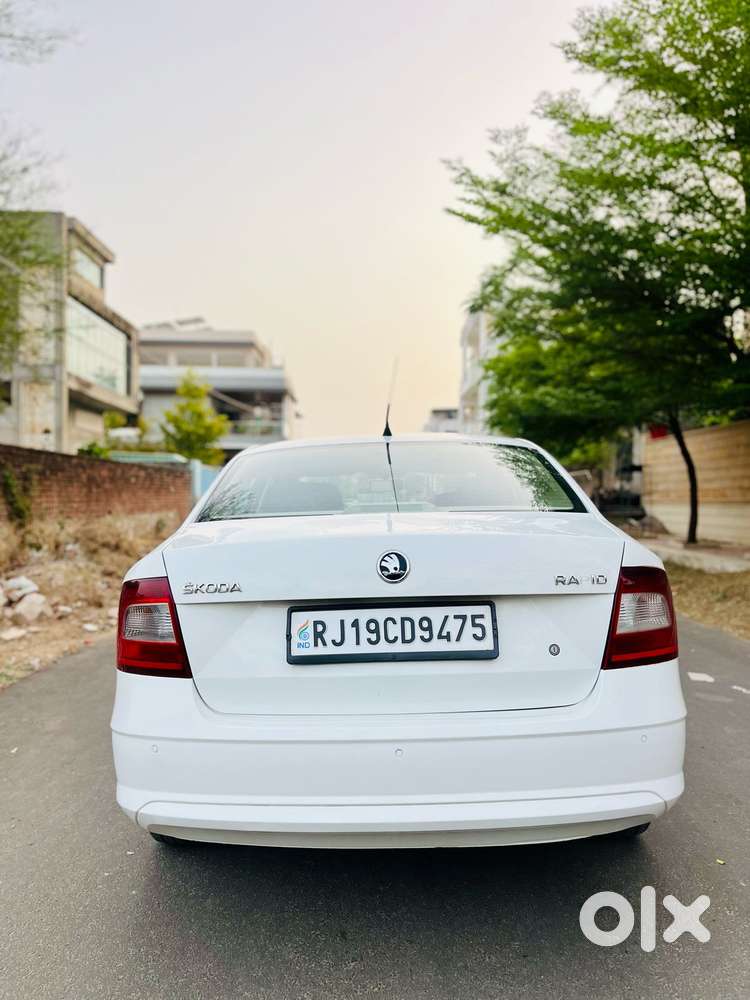 Skoda Rapid 1.5 Elegance Tdi Mt, 2017, Diesel