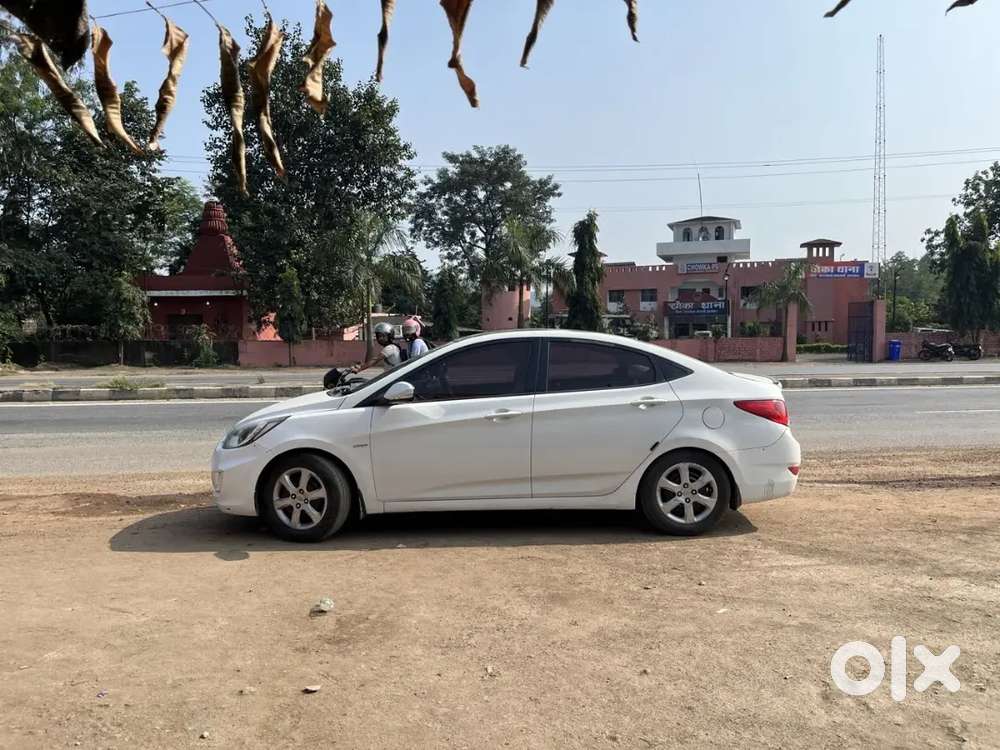 Hyundai Verna Fluidic 2012 (excellent Condition).