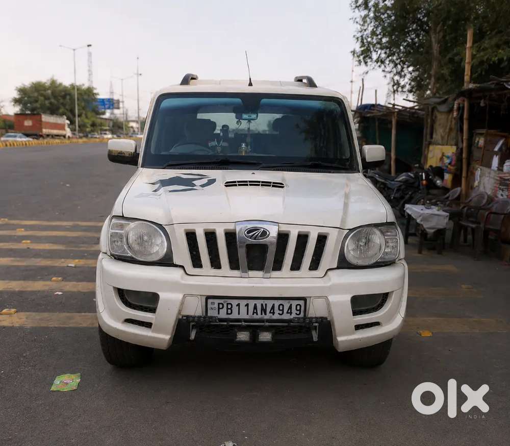 Mahindra Scorpio Vlx Diesel 2011