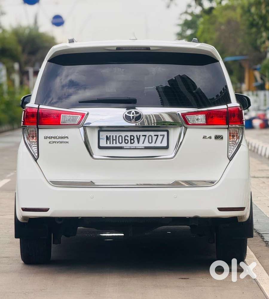 Toyota Innova Crysta 2018 Diesel 160000 Km Driven