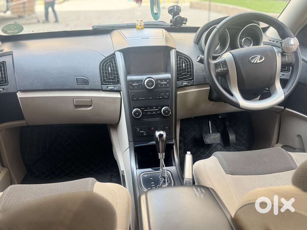 Mahindra Xuv500 At W6 2wd, 2017, Diesel