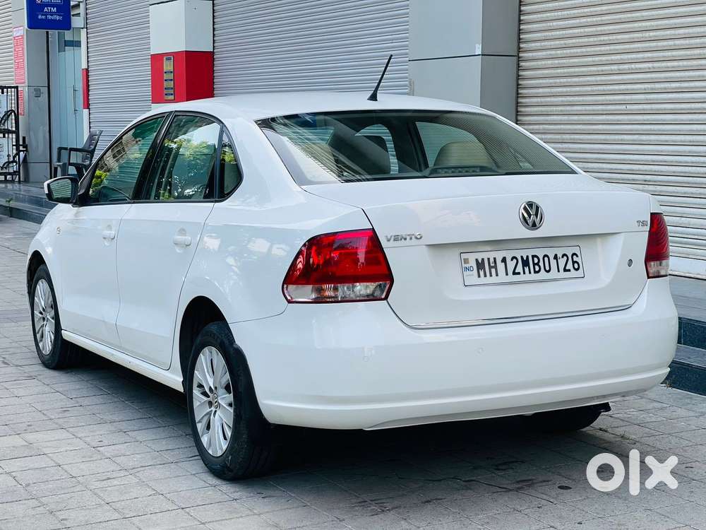 Volkswagen Vento 1.2 Tsi Highline At, 2015, Petrol