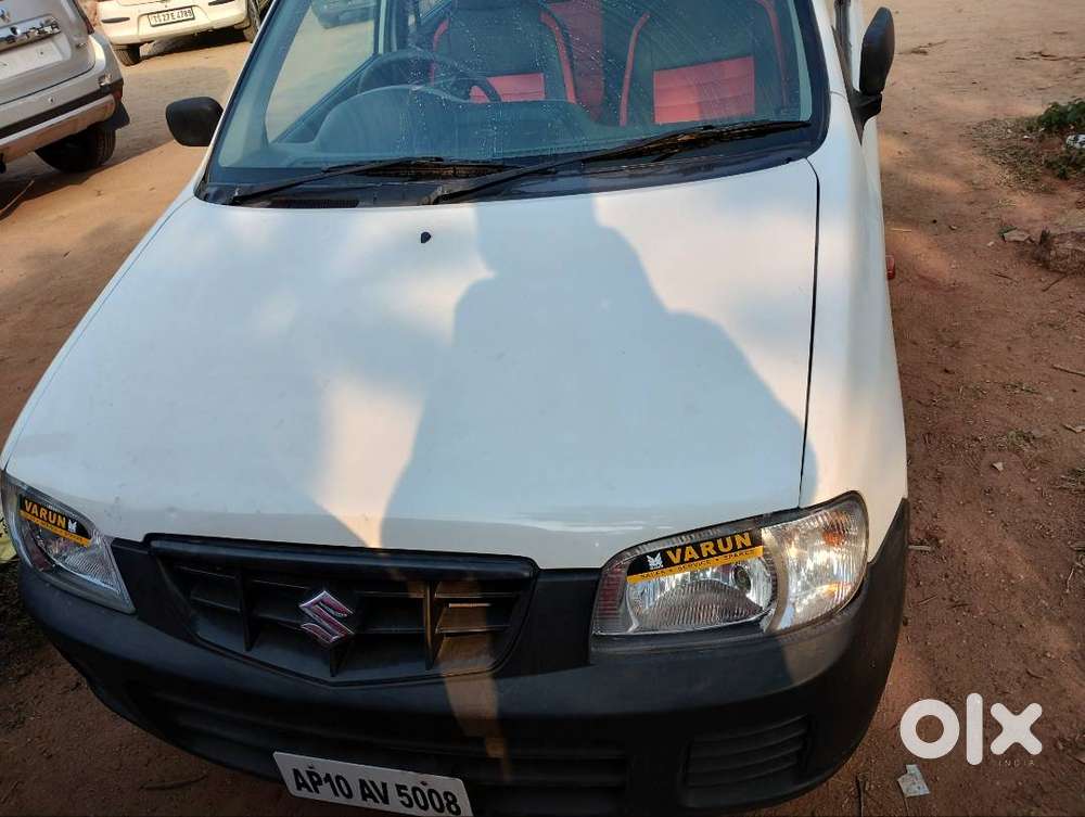 Alto 800 White Car