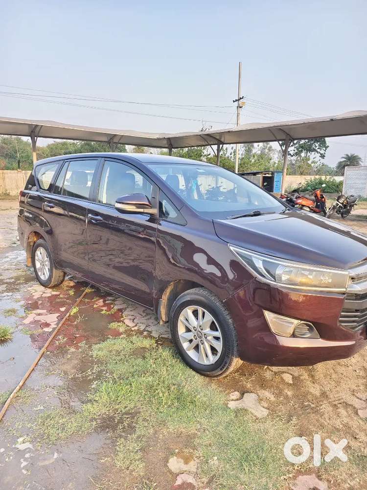 Toyota Innova Crysta, Gx Manual, 8 Seater.