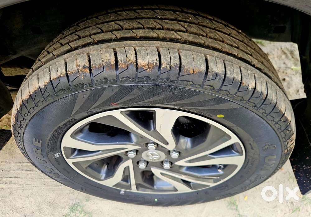 Toyota Innova Crysta 2.8 Gx At 8 Seater, 2021, Diesel