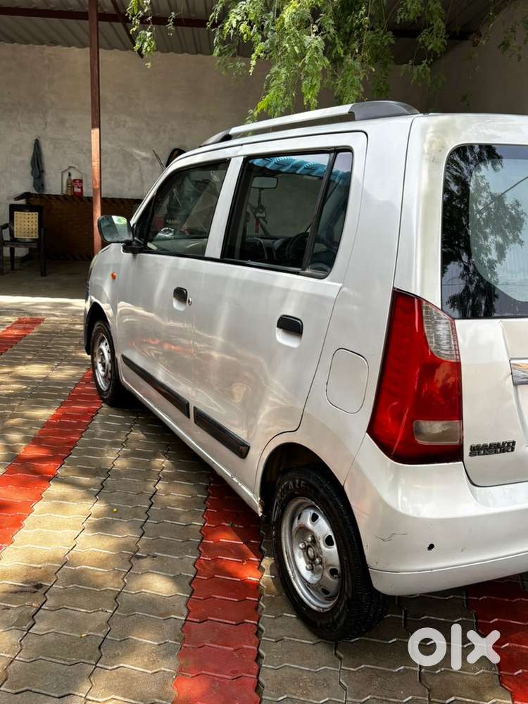 Wagon R Lxi 2013