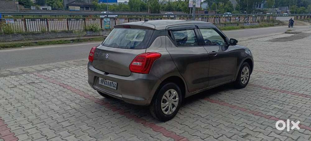 Maruti Suzuki Swift Vxi + Manual, 2019, Petrol