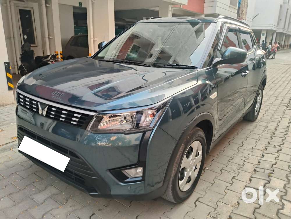 Mahindra Xuv300 W6 Amt Diesel, 2023, Diesel