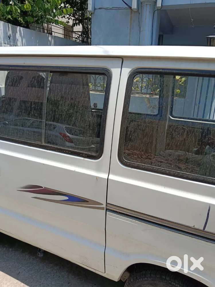 Maruti Suzuki Omni 2008