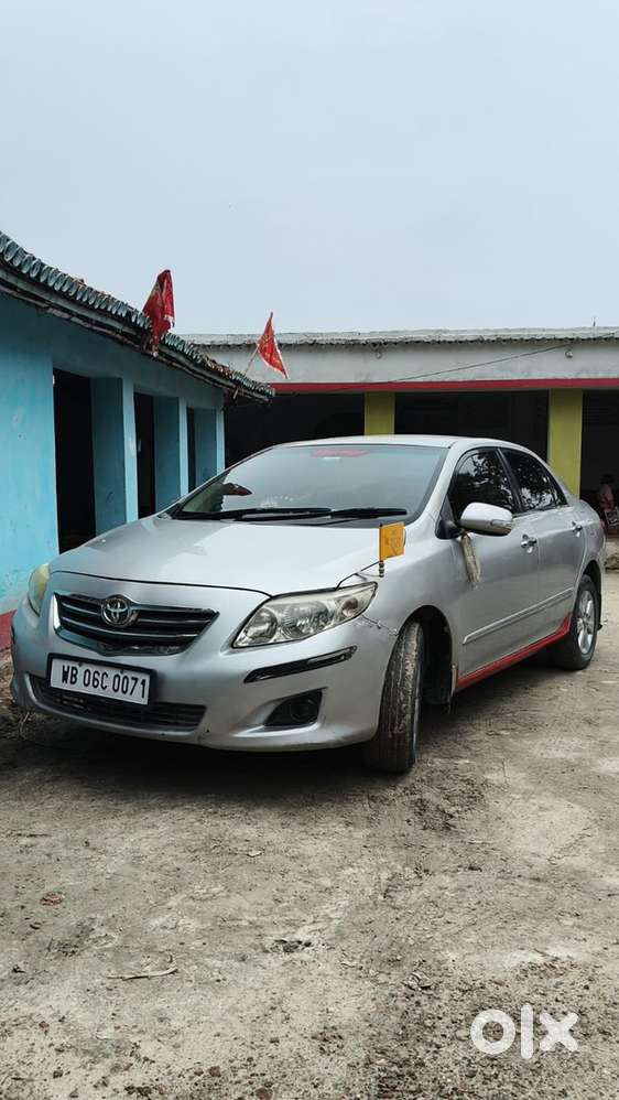 Toyota Corolla Altis Petrol Well Maintained