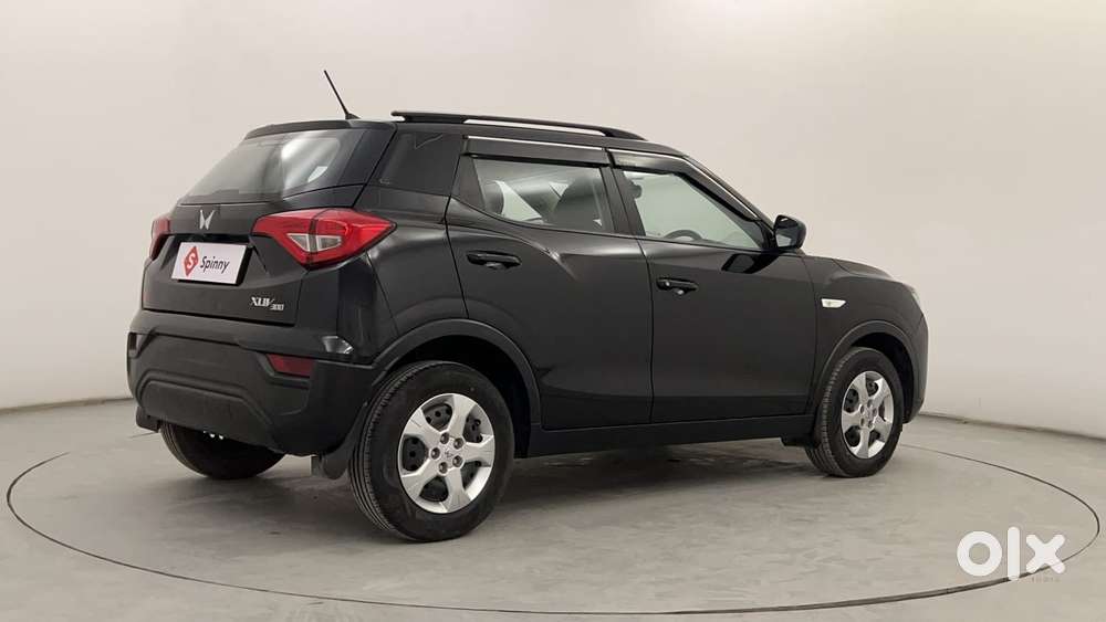 Mahindra Xuv300 W6, 2023, Petrol