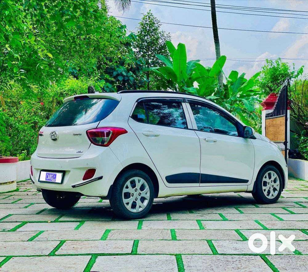 Hyundai Grand I10 Sportz(o) 1.2 Mt, 2018, Petrol