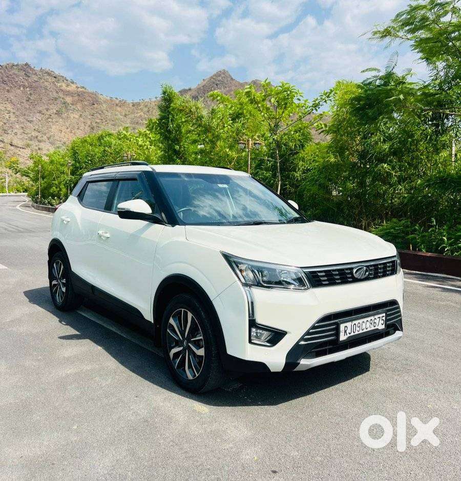 Mahindra Xuv300 W8, 2021, Petrol