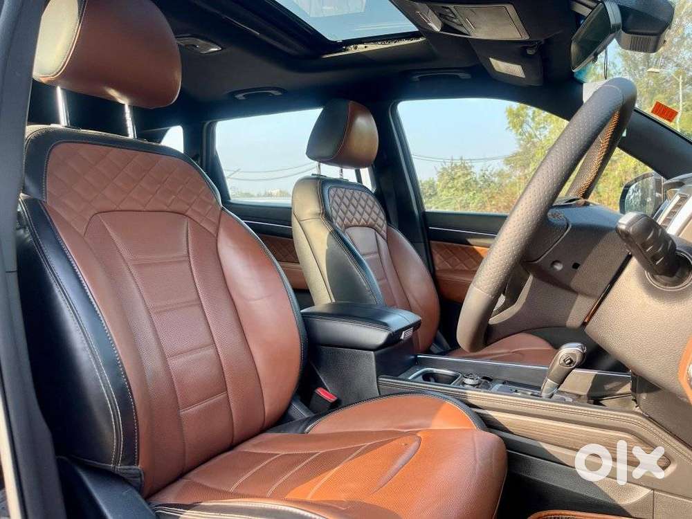 Mahindra Alturas G4 4wd At, 2019, Diesel