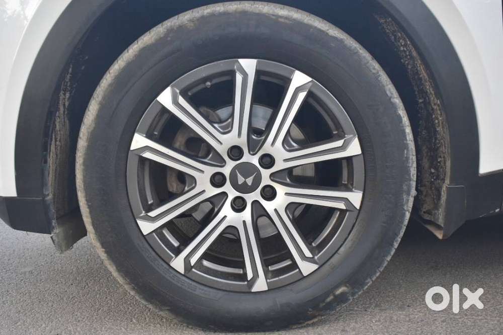 Mahindra Xuv700 2.2 Ax 7 Diesel At Str Awd, 2022, Diesel