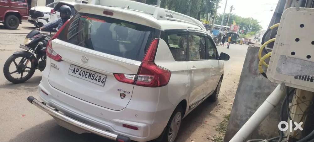 Maruti Suzuki Ertiga 2024 Petrol Manual