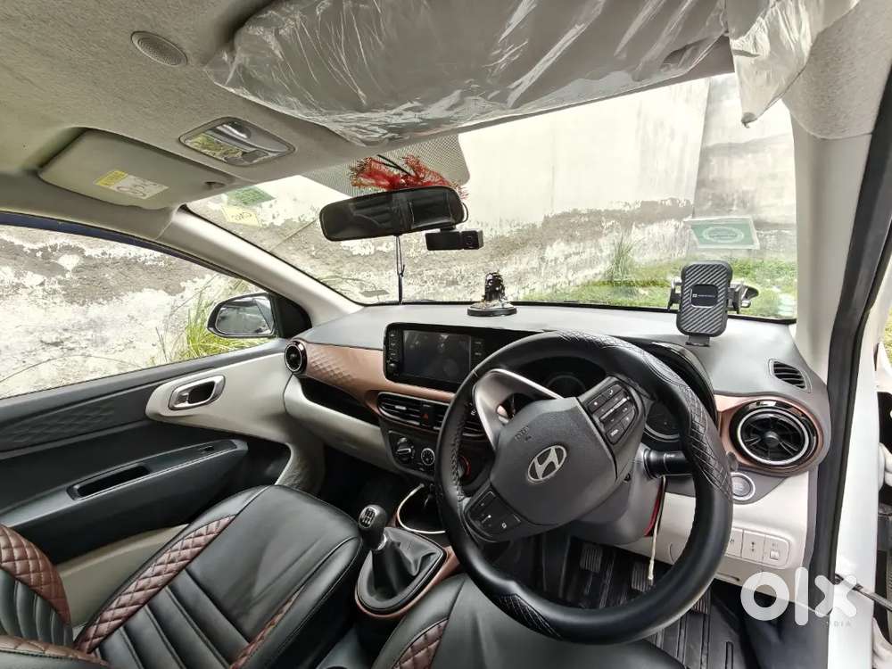 Hyundai Aura 2025 Cng & Hybrids Well Maintained