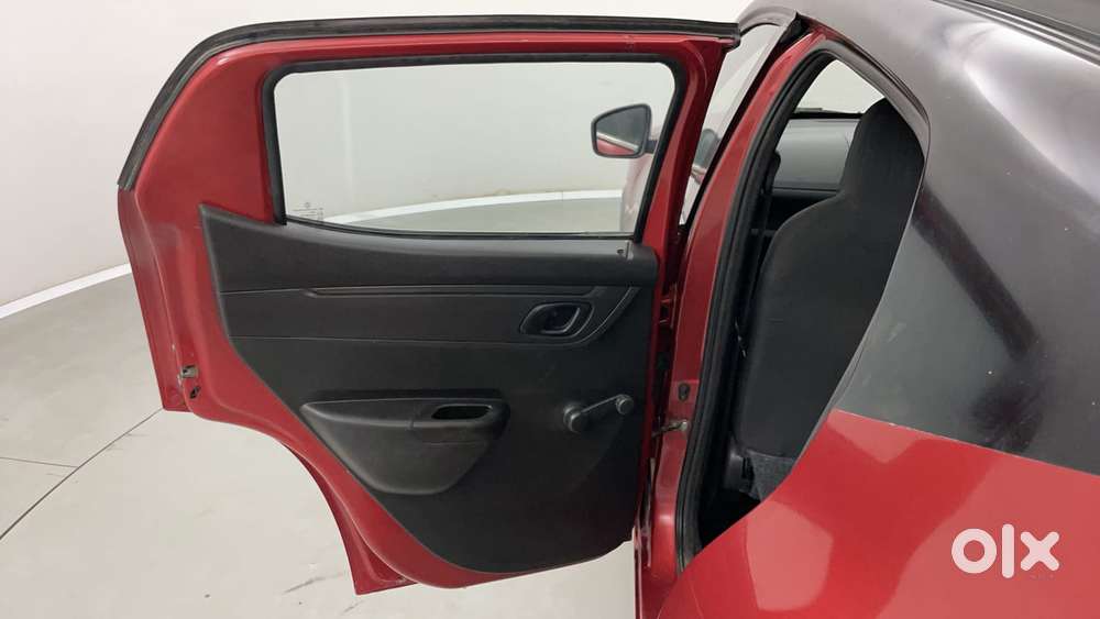 Renault Kwid 2019-ongoing 1.0 Rxt Amt (o), 2018, Petrol