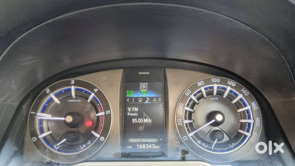 Toyota Innova Crysta 2.8z Automatic, 2016, Diesel