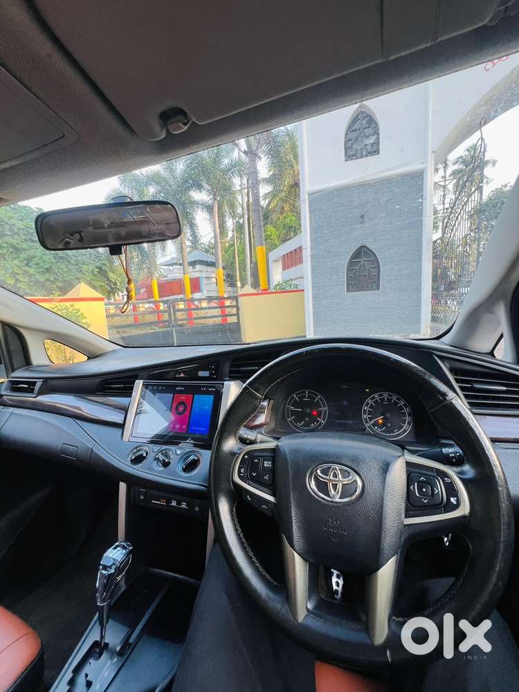 Toyota Innova Crysta 2.8 Automatic 2018