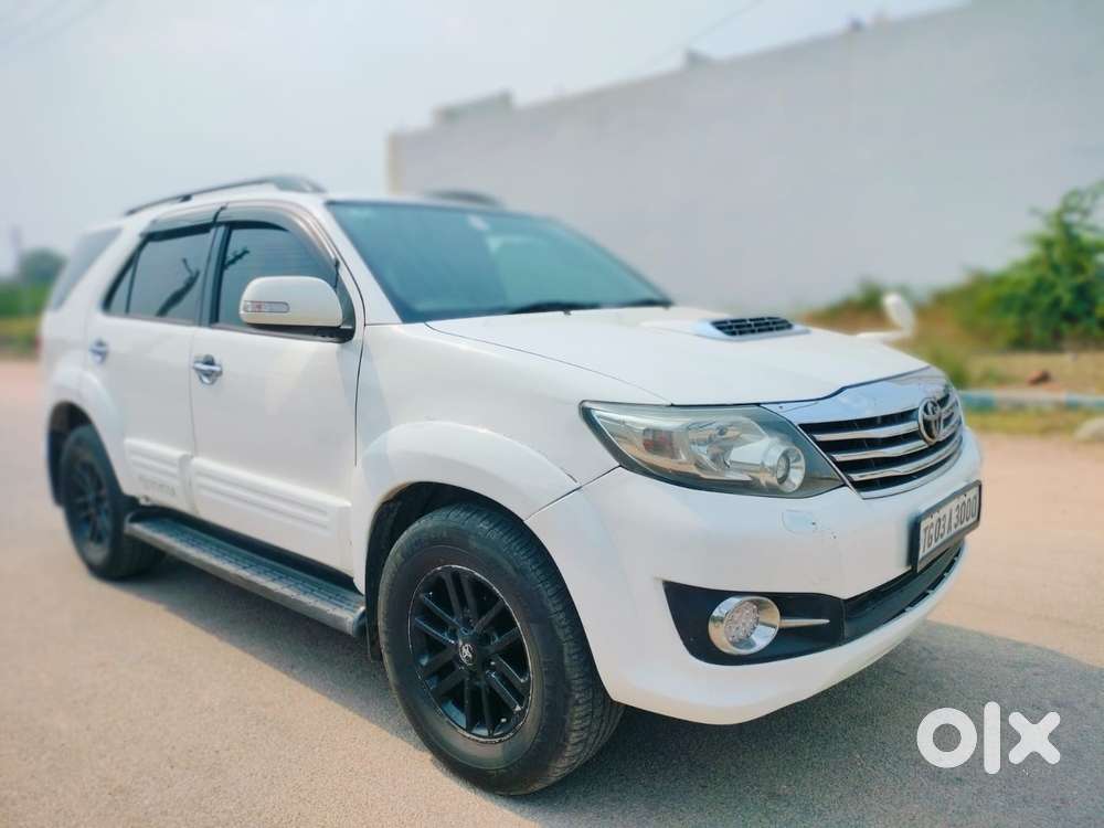 Toyota Fortuner 2011-2016 4x2 Manual, 2014, Diesel
